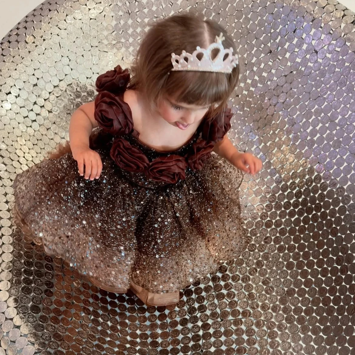 Customized Flower Girl Dress for Wedding Kids Puff Sleeve Open Back Tiered Organza Princess Pageant Dress with Bow/Train Custom