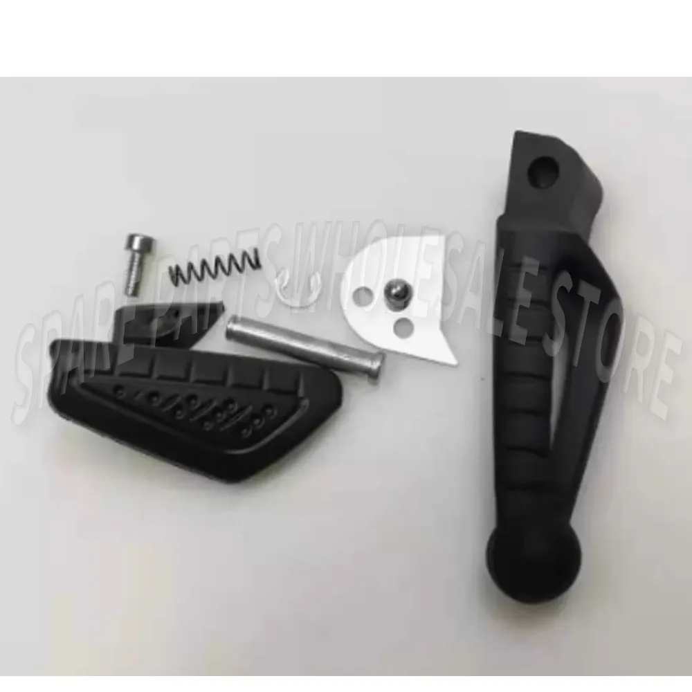 Nuovo Per QJMotor SRK250 250SRK SRK 250 Accessori Originali Staffe Pedale Sinistra e Destra Boccole Pedali Anteriori e Posteriori