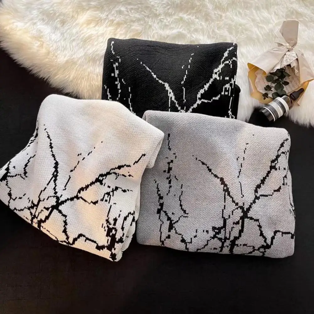 Рисунок 2 - Мужской зимний свитер с круглым вырезом