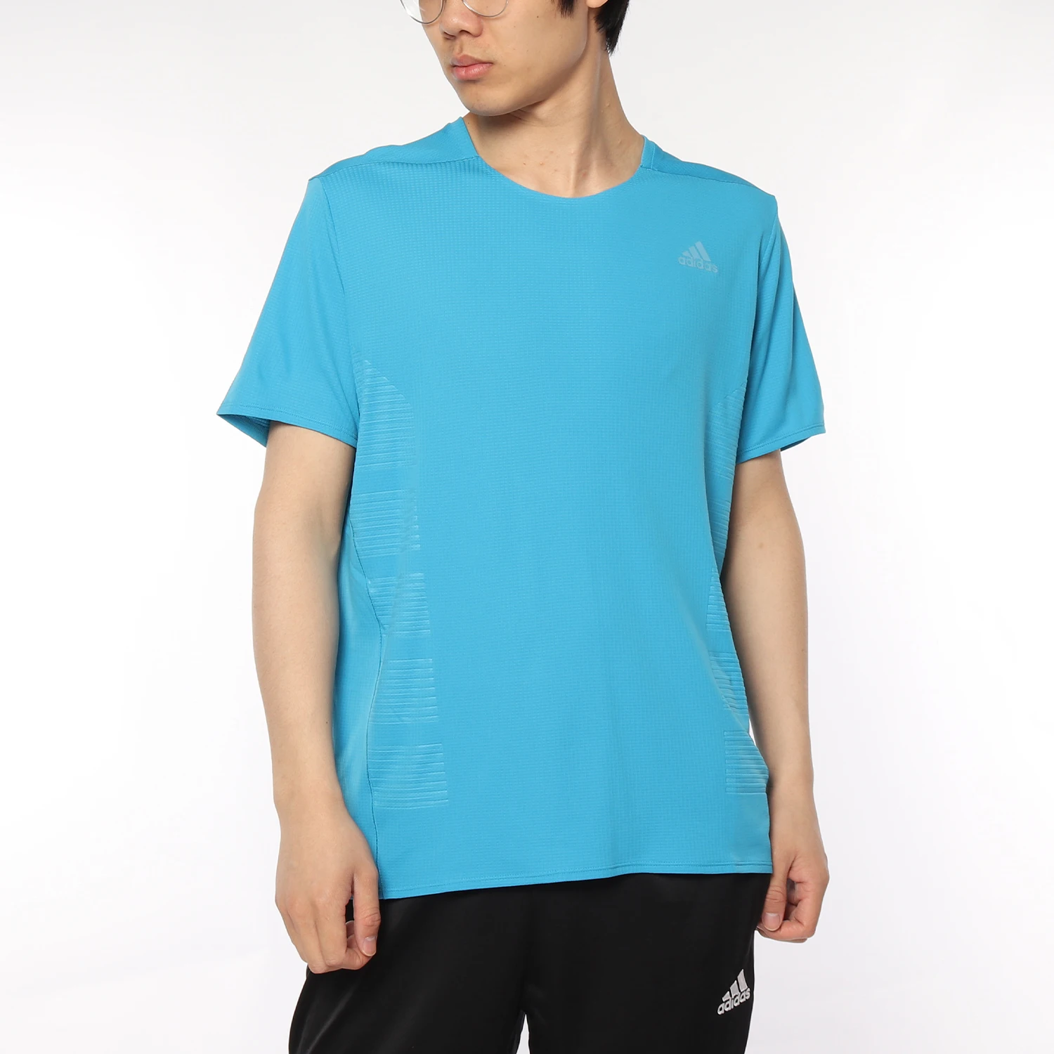 

Мужская повседневная дышащая спортивная футболка Adidas Authentic CHILL SS TEE M DQ1849