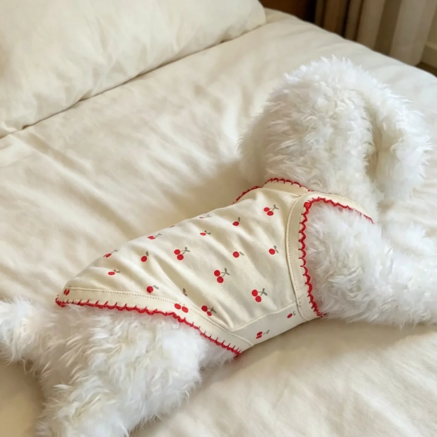 Sommerweste für kleine Hunde, niedliches Kirschmuster, Haustierkleidung, atmungsaktives ärmelloses Welpenshirt aus Baumwolle für Bichon Teddy Cat – Detail 18