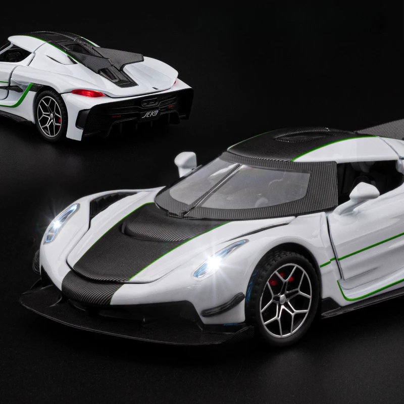 1:32 Jesko Absolut Supercar Alloy Car Model Sound and Light Pull Back Children's Toy Collectibles Birthday gift