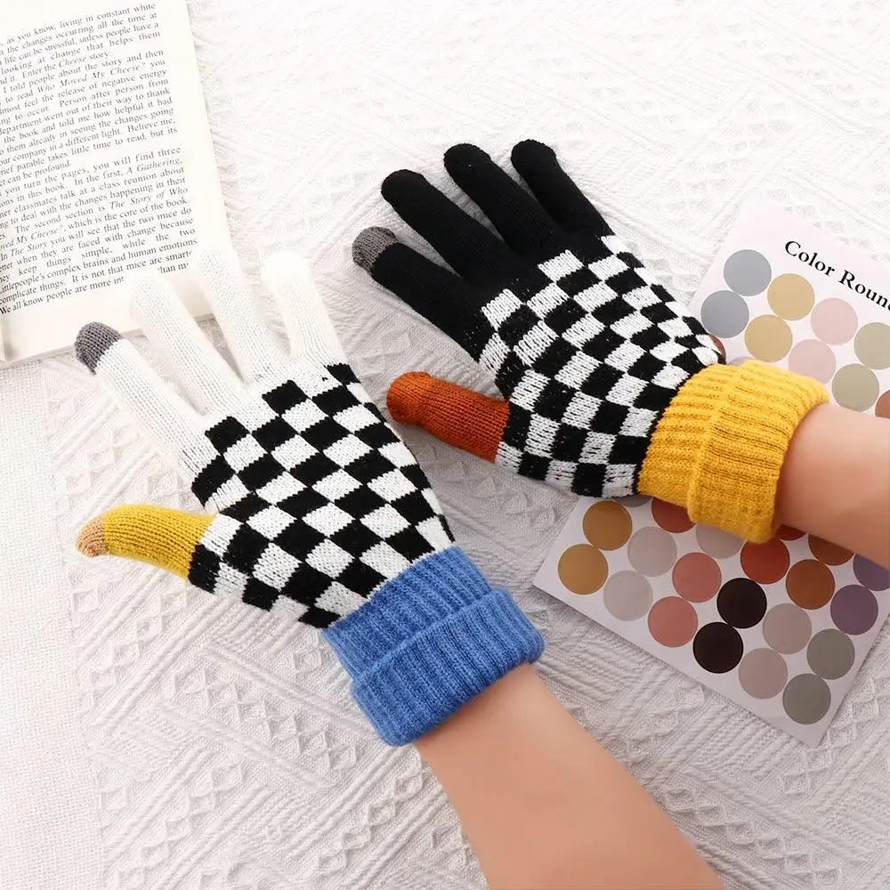 

Writing Warm Adult Student Checkerboard Driving Women Gloves Knitting Full Fingers Gloves Korean Style Mittens