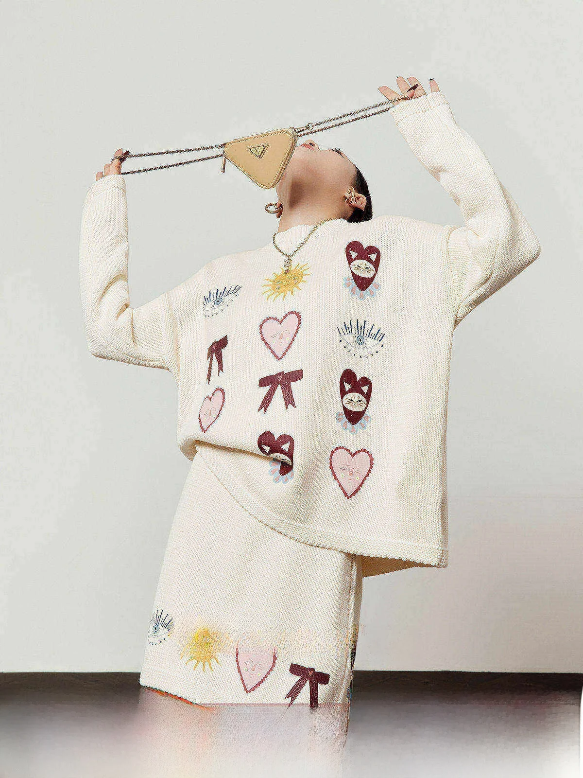 

Elegant White Eye Knot Sweater Skirt Set Women's Spring 2026 New Arrival Two-Piece Knitted Loose Fit Casual Style