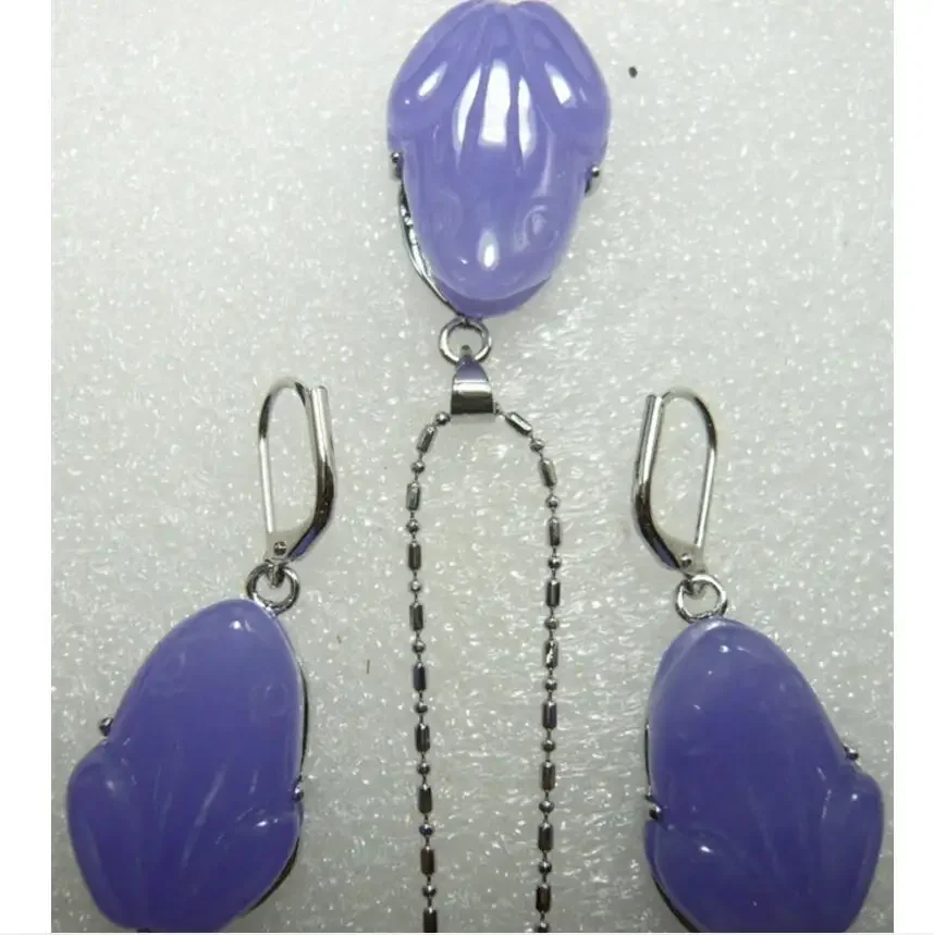 

2 colors wholesale Lady's beautiful handmade carved purple/green purple Natural jade frog beads pendant earring s
