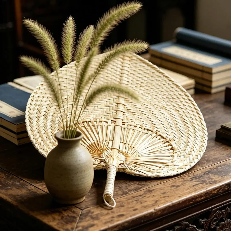 Raffia Palm Leaf Hand Fan Handmade Woven Cooling Fan Wall Art & Portable Handheld Fan For Wedding Favors Home Decor Summer Camp