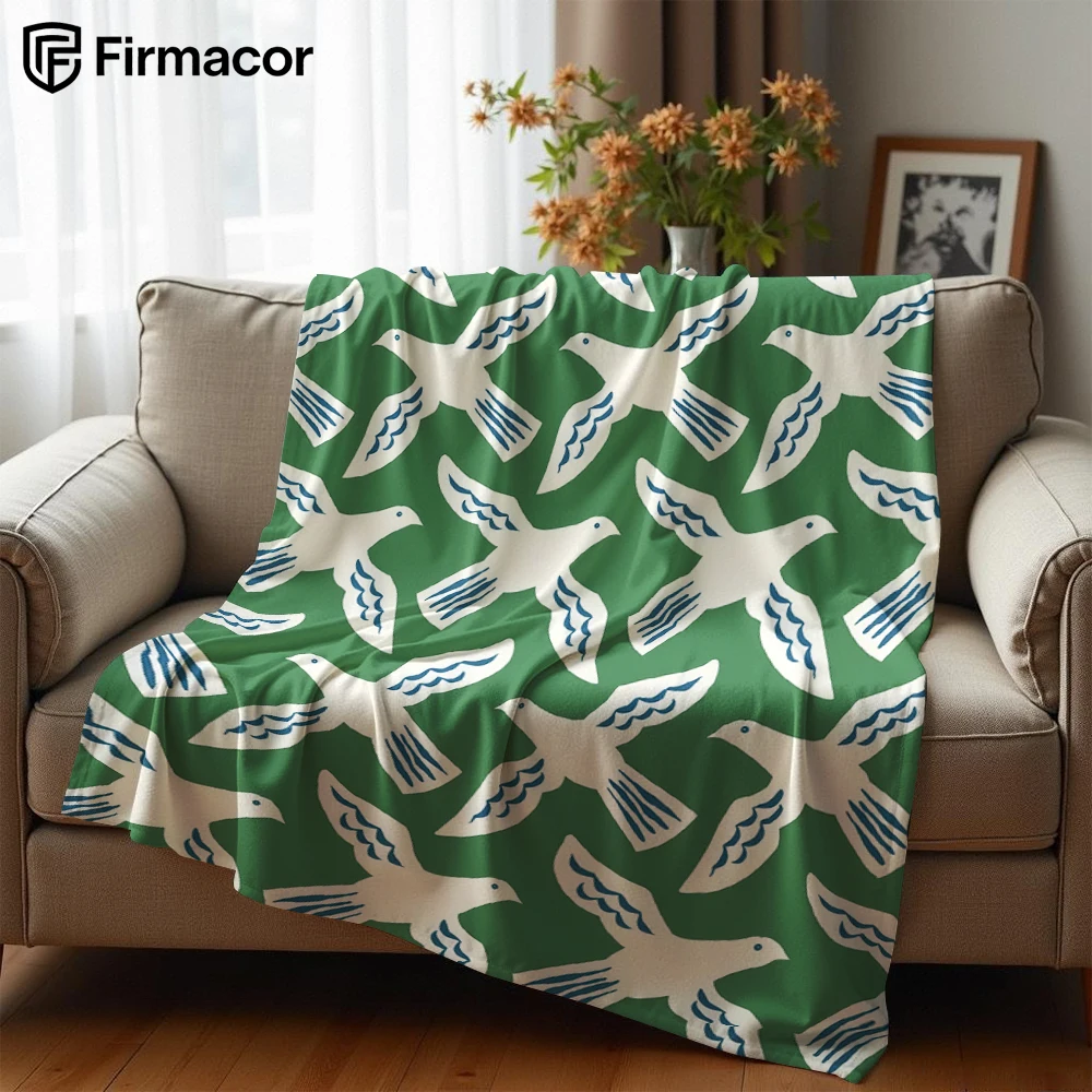 Dove Print Lightweight Microfiber Soft Christmas Fleece Blanket Warm Cozy Throw for Bed Sofa Office Travel All Season