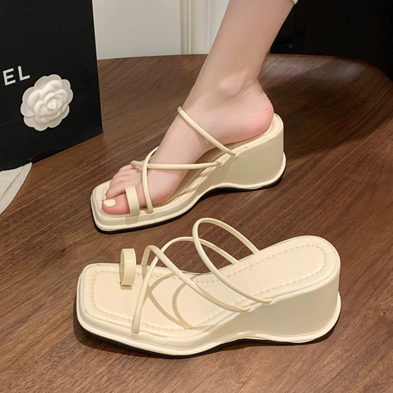 Summer Women Wedge Platform Clip Toe Flip Flops Slippers Fashion Square Toe Outdoor Casual Beach Sandals Sandalias De Mujer