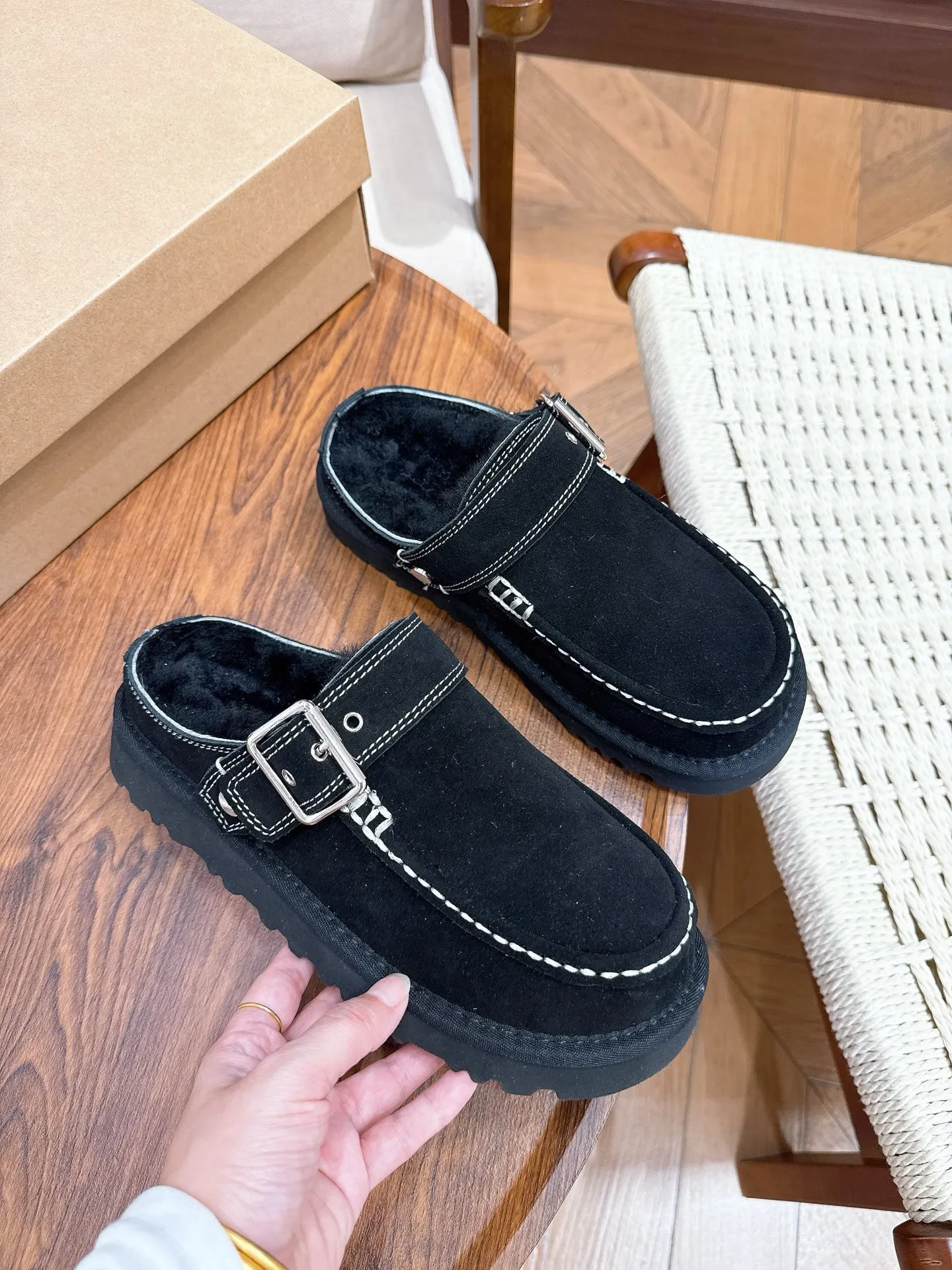 Damen Retro Fleece-Isolierte Baumwollschuhe mit Dicken Sohlen und Rutschfestem Design, Overknee-Stiefel für Herbst/Winter – Detail 16