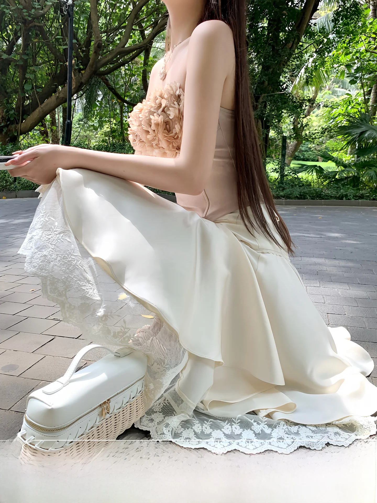 

OYFF Fanyan Arrives Micro Drunken Mojito Pearl Satin Lace Splicing A-Line Skirt Women's Skin-friendly Breathable Asymmet...
