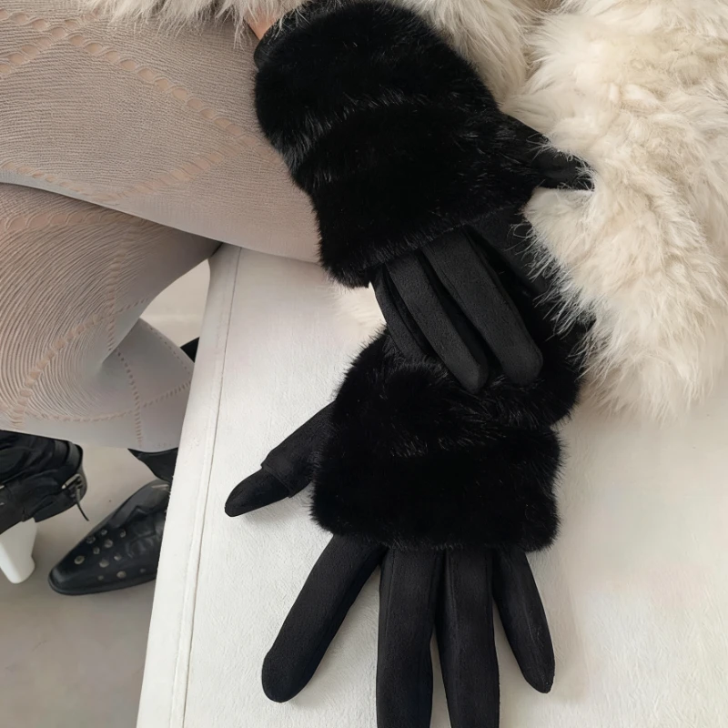 Winter Women's Thickened Suede Gloves Korean Fashion Ins Style Warm Rabbit Fur Imitation Fur Removable Riding Plush Gloves