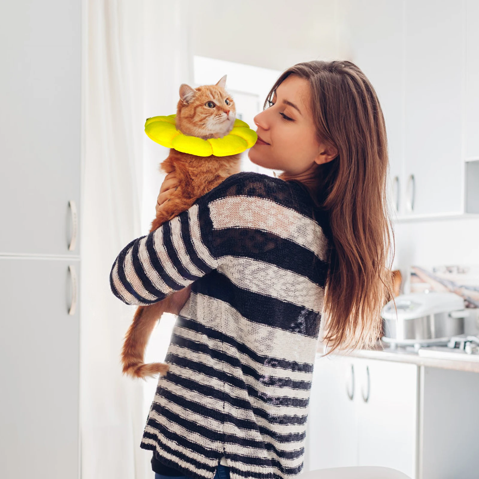 

Soft Cat Cone Collar Kitten Cones Stop Licking Comfortable Adjustable Pet Donut Accessories Lightweight Wear Resistant Recovery