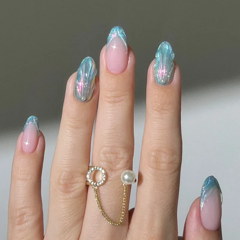 Faux ongles français mi-longs en forme d'amande, 24 pièces, avec poudre brillante, motif de coque 3D, presse datable sur les pointes des ongles