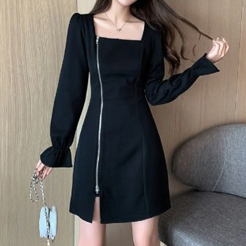 

Large size women's spring and autumn French square necked dress, women's zippered small black dress trend