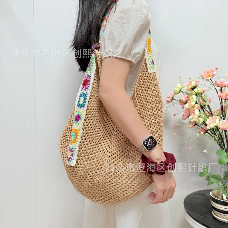 حقائب يد فاخرة مصممة حقائب كتف منسوجة للنساء سعة كبيرة لقضاء عطلة الشاطئ بوهو مطرزة بالزهور حقيبة كاجوال