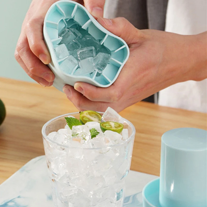 Ice Bucket Cup Mold Ice Cubes Tray Food Grade Quickly Freeze Silicone Ice Maker Creative Design Ice Bucket Whiskey Beer Maker