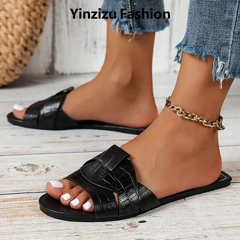 

2025 Summer New Style Square Toe Cross knitting Flat Shoes Simple Women Slippers Outside Casual Slippers Large Size