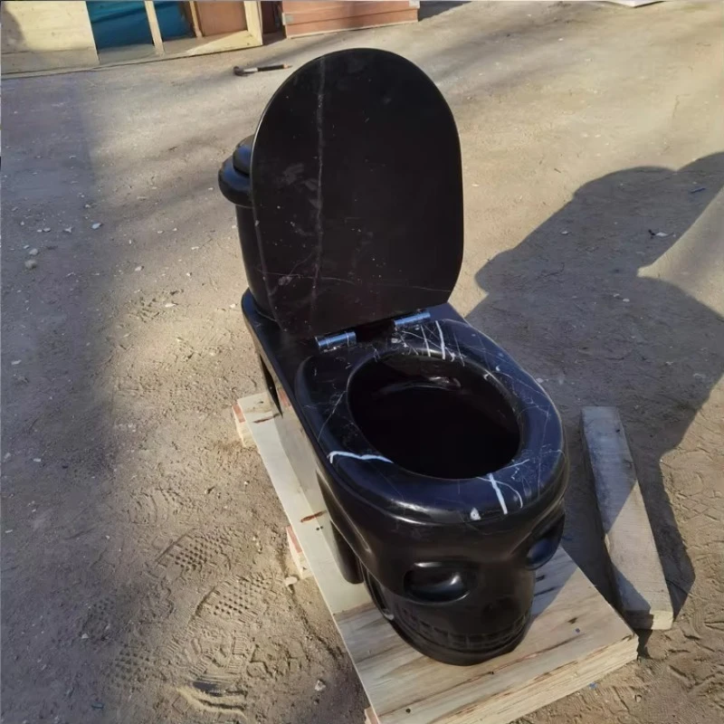 Sanitary Wares One Piece Siphonic Flushing Floor Mounted Colored Bathroom Toilet Bowl Stone Black Marble Toilet
