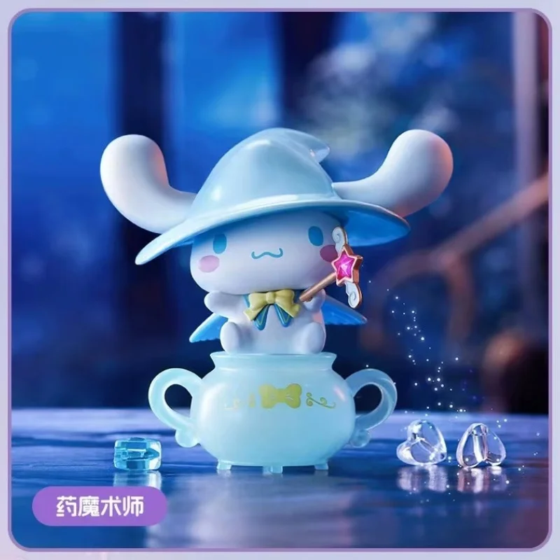 Autentyczna seria Miniso Sanrio Magic Story Blind Box Kulomi Pacha Dog Big-Ear Dog Model Dekoracja stołu dla dzieci Prezent świąteczny