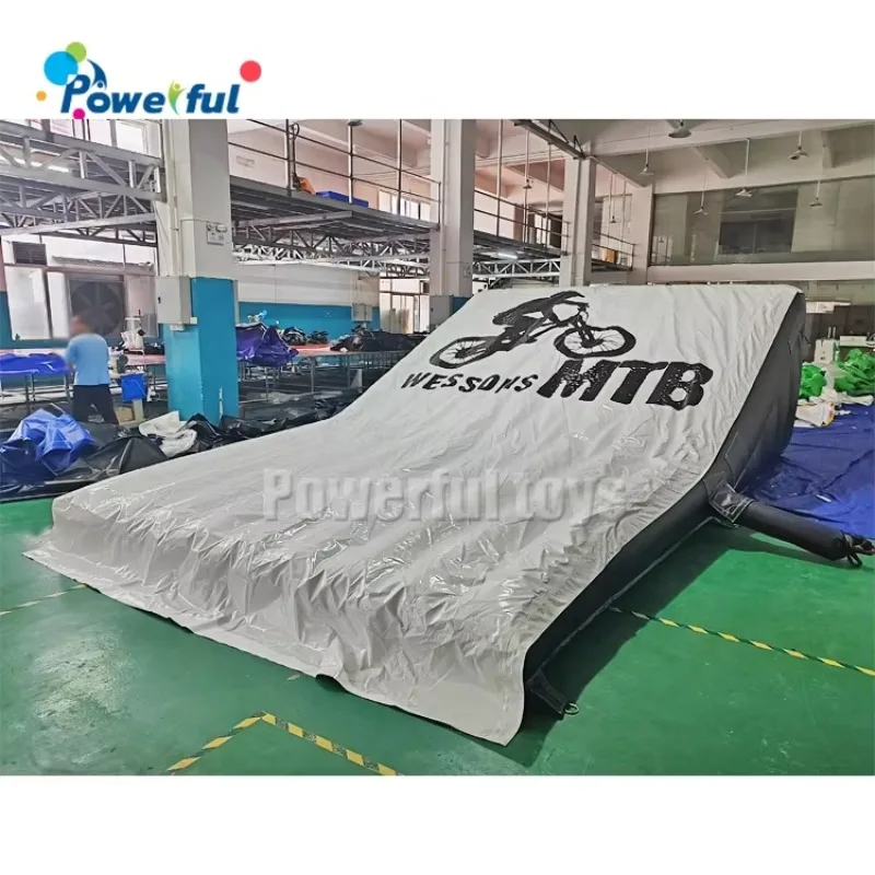 Commercial Outdoor Grade PVC Inflatable Rescue Mat Stunt Bike Ramp Landing Airbag Jump Airbag Soft Landing Pillow Castles view 3