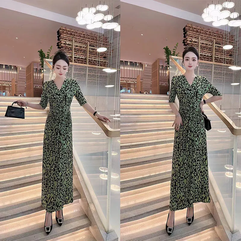 Fashionable and elegant printed design dress with exclusive style, noble and slimming women's clothing, high-qualit #031 C0-40