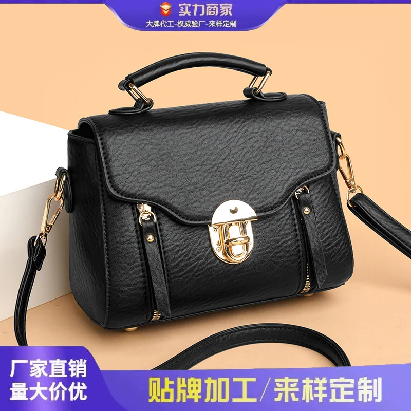 

Trend Alert! 2025 Women's Small Square Bag, Retro Style Shoulder Crossbody, Fashionable and Versatile Handbag