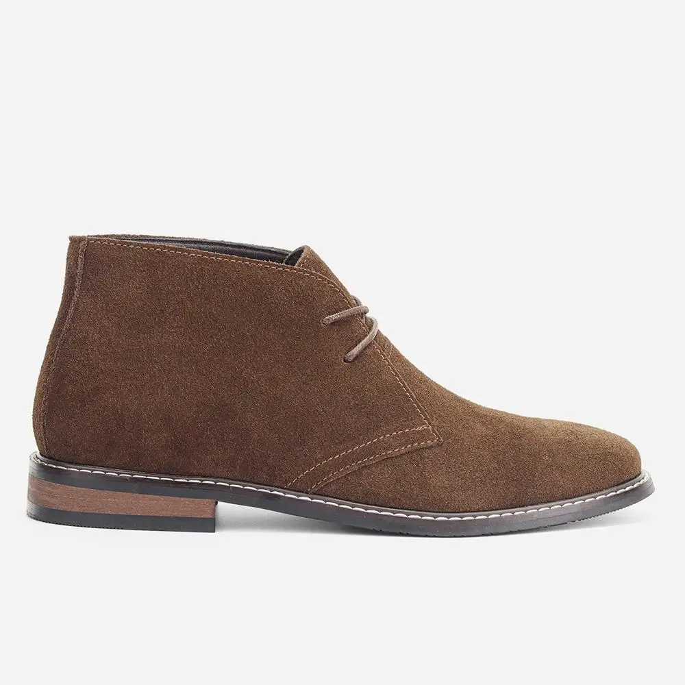 Herrenstiefel aus echtem Rindsveloursleder mit niedrigem Blockabsatz für den Alltag, knöchelhohe Stiefel mit zwei Ösen zum Schnüren. – Detail 10