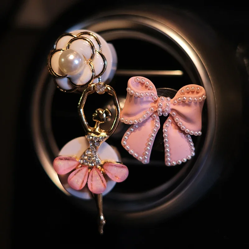 

3PCS Diamond Bow Car Air Freshener Outlet Aromatherapy Clip Pearl Flower Car Perfume Solid Diffuser Decoration Clips Accessories
