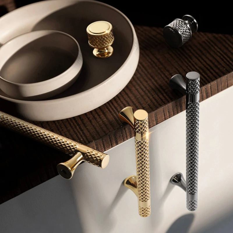 Luxury Gold Round Drawer Knobs, Solid Zinc Alloy Wardrobe Pulls, Modern Minimalist Cabinet Handles for Dresser Sideboard