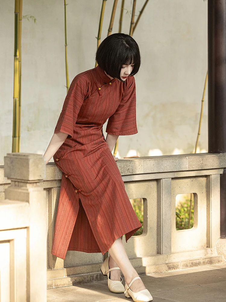 

Красная молодежная одежда в традиционном китайском стиле с широкими рукавами, новинка ранней весны, ретро-стиль, для повседневной носки, короткая.