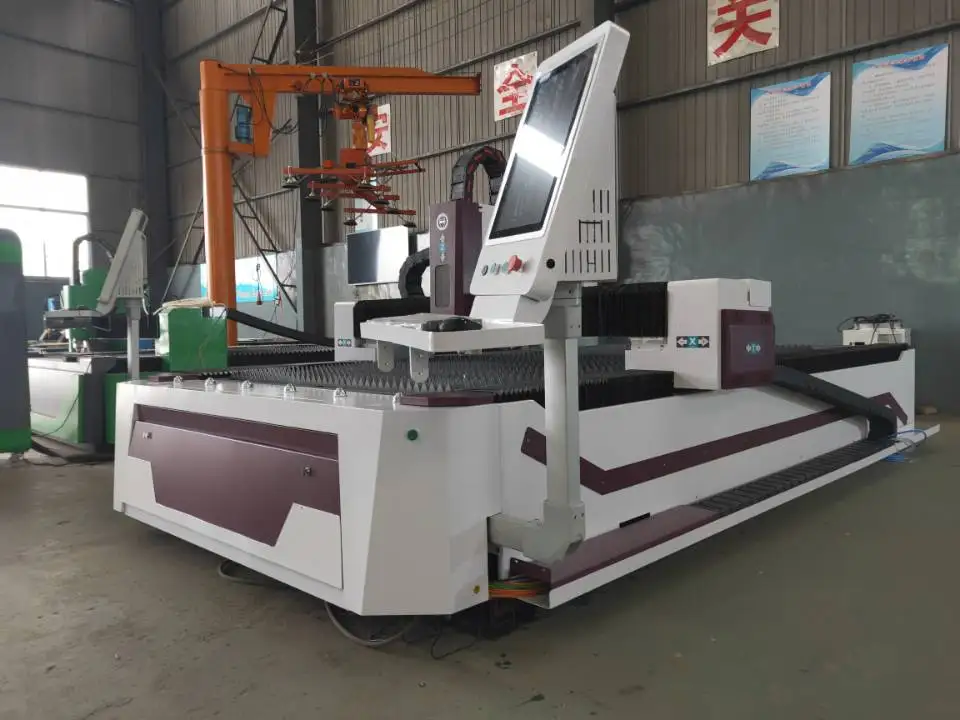 YUGONG Best Price Automatic Aluminum Fiber Laser Cutting Machine Manufacturer