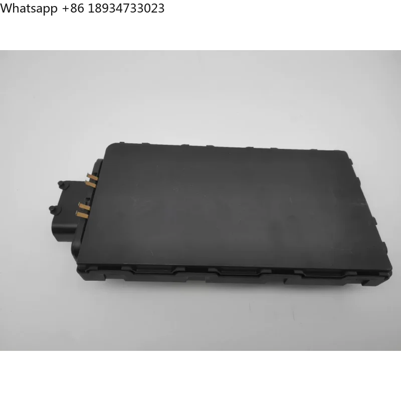 Suitable for Mercedes-Benz EQC Battery Management Module BMS Model A2939006300, Deyu ACCUMotive