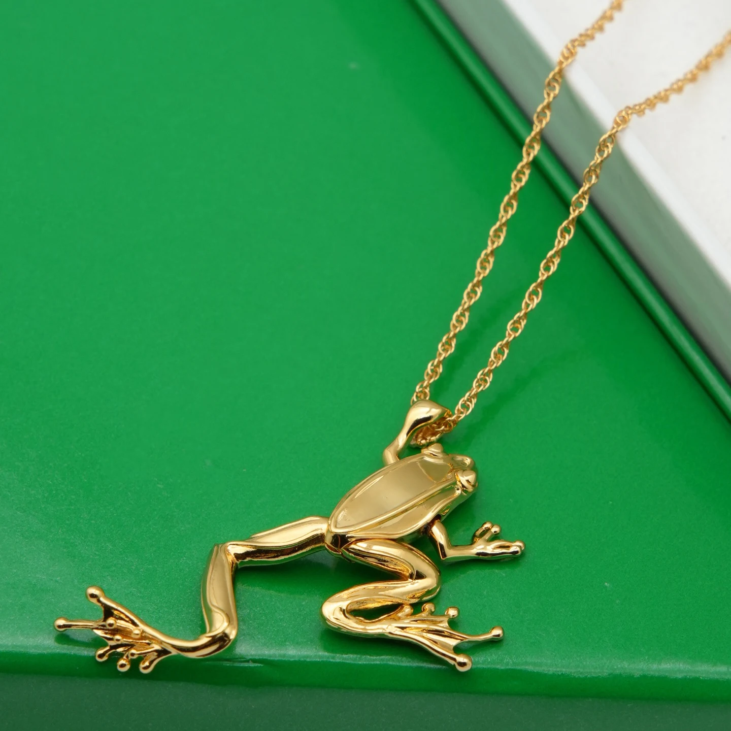 2025 موضة جديدة أوروبا الأمريكية الطبيعية الباروك اللؤلؤ الضفدع أقراط قلادة امرأة أعلى جودة المجوهرات الفاخرة الاتجاه #4