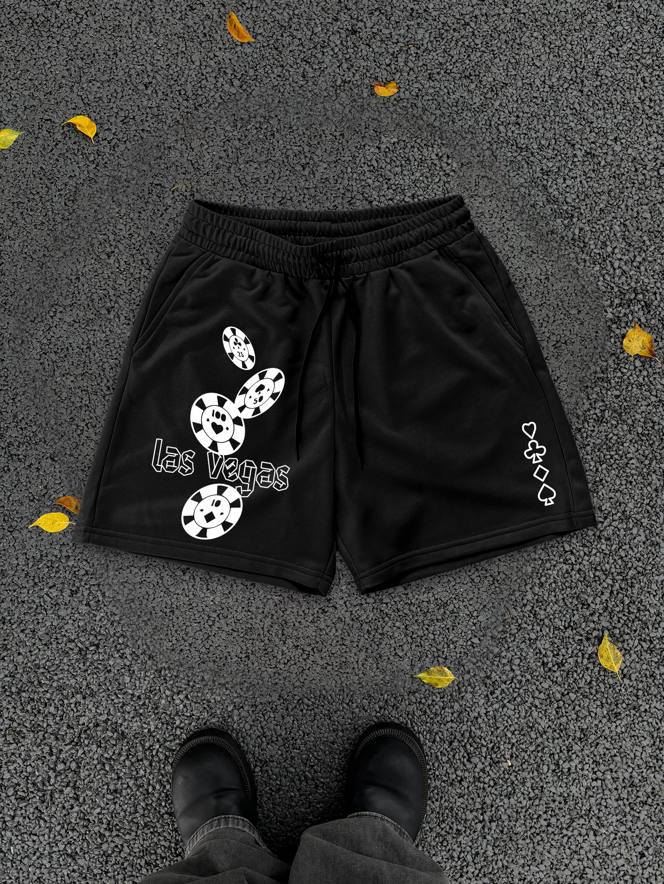 

Men's Poker&Letter Pattern Casual and Sporty Style Shorts Comfortable Lightweight for Summer Outdoor Activities