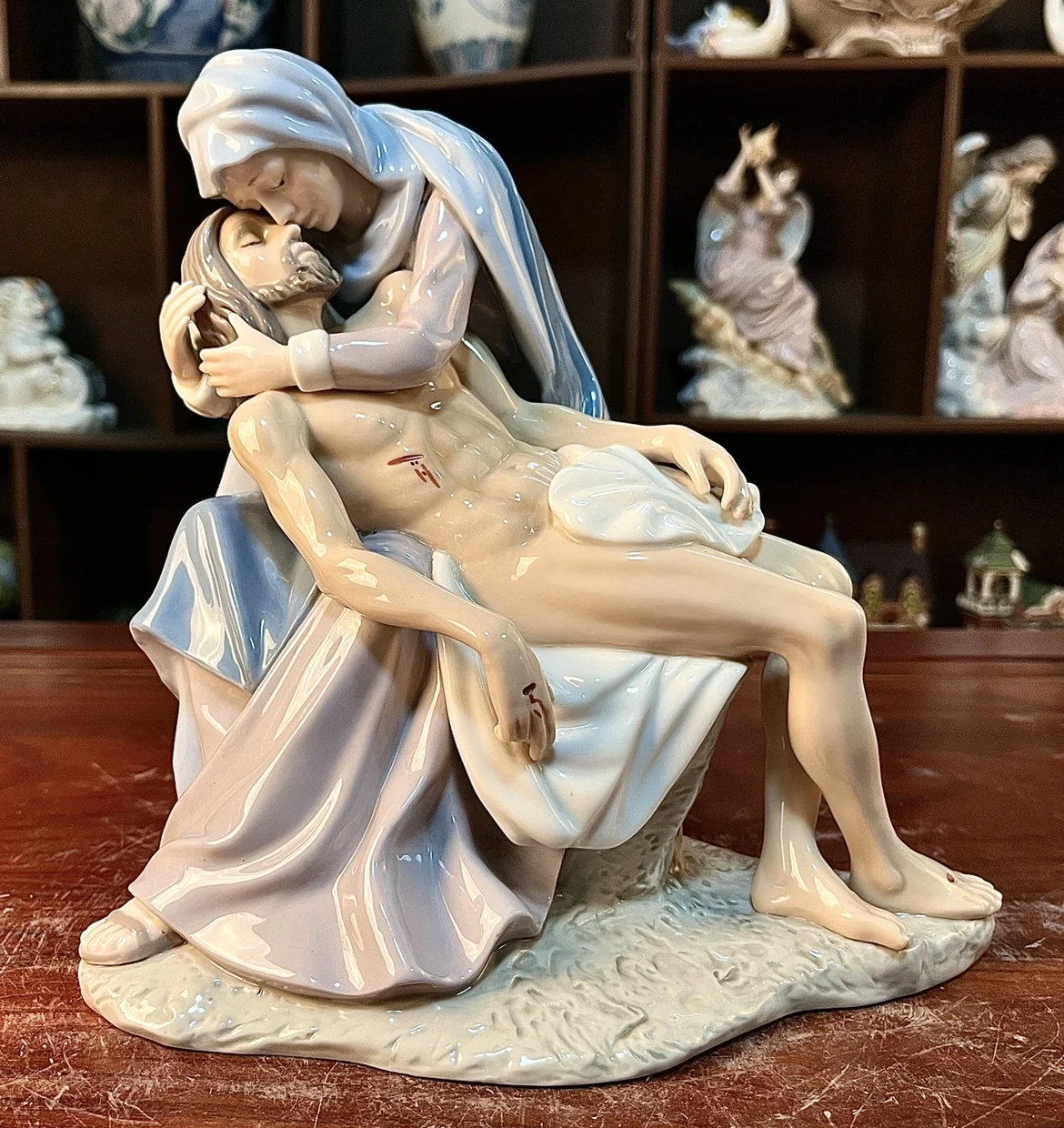 Art Collection Owell Painted Ceramic Western Figures Sculpture Porcelain Catholic Jesus figurine Home Decorations Church Gifts