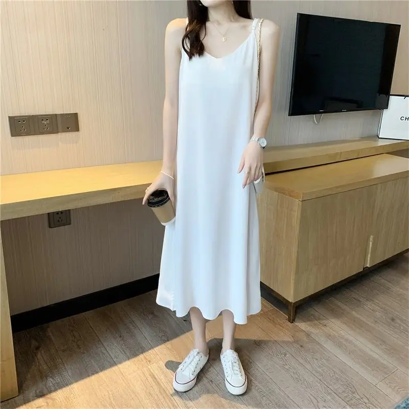 Basic Straight Slip Midi Dress abbigliamento femminile elegante scollo a v abito senza maniche monocromatico pendolare moda coreana estate 2024