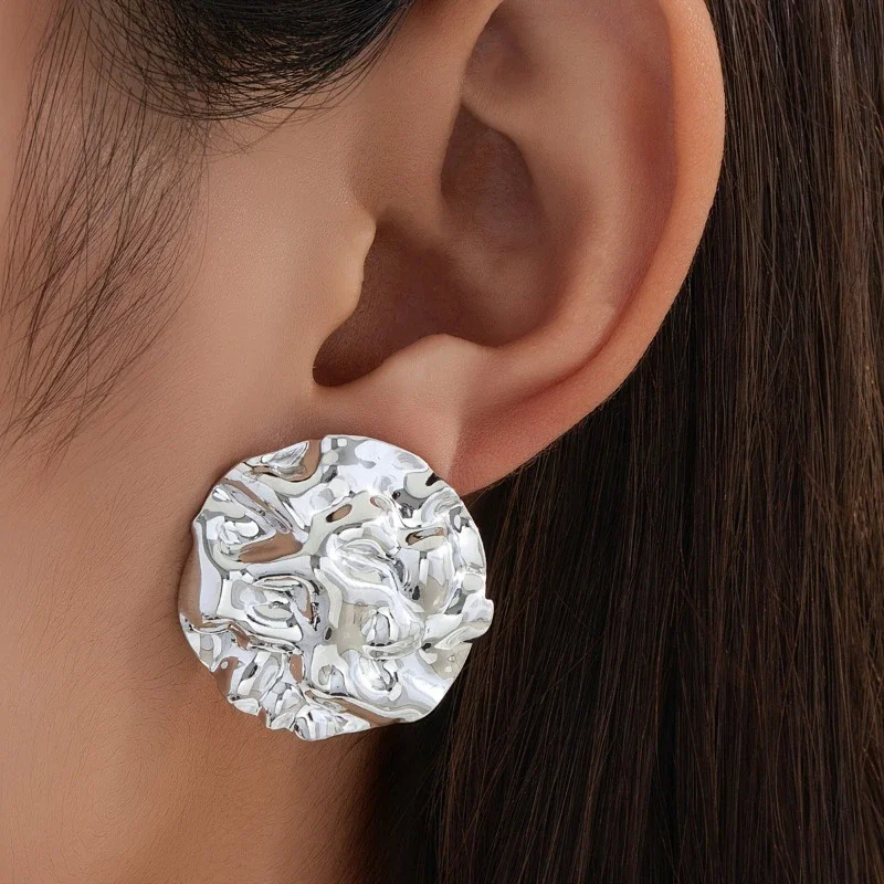 

Fashionable and Trendy Pleated Geometric Hanging Earrings, Women's Personalized and Creative Holiday Accessories Gifts