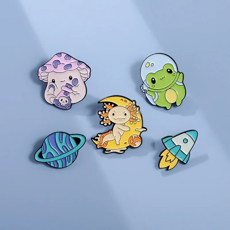 Astronaut Animal Enamel Pins Frog Mushroom Salamander Rocket Planet Custom Brooches Lapel Badges Animal Jewelry Gift for Friends