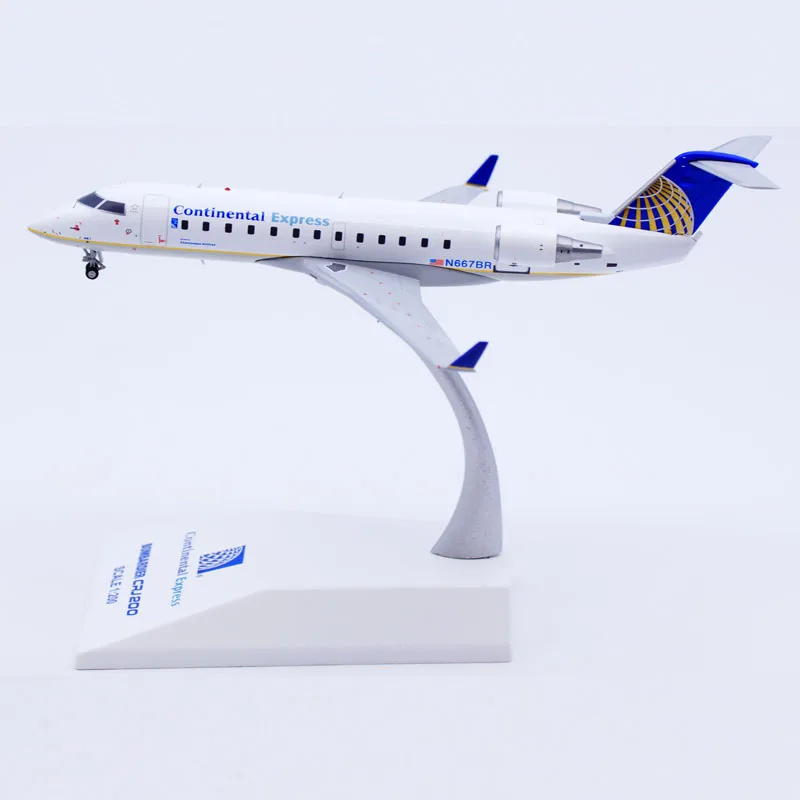 XX2653 Alloy Collectible Plane Gift JC Wings 1:200 Continental Express Bombardier CRJ-200ER Diecast Aircraft Jet Model N667BR