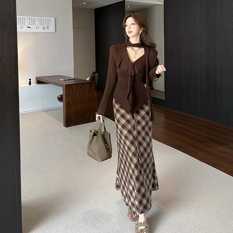 

Новинка 2025 года, асимметричная юбка-рыбий хвост в стиле ретро, утягивающая юбка-миди с высокой талией, женская осенняя новинка, комплект полуюбки Ele