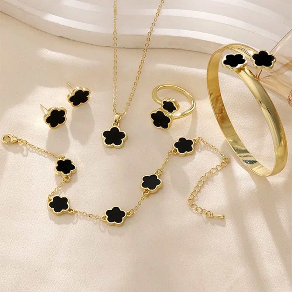 Fashion Alloy Jewelry Set Five Leaf Flower Plum Blossom Necklace Laser Metal Girls Bracelet Women\'s Necklace Party Jewelry