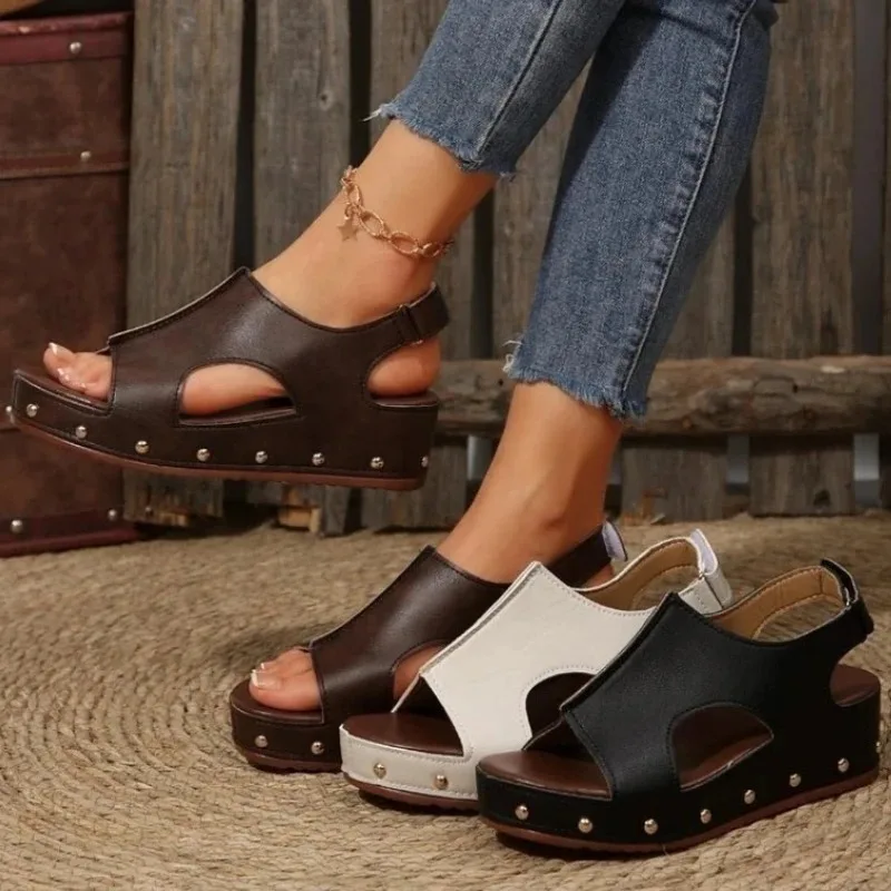 صنادل نسائية مريحة بكعب منحدر صيفي مفتوح من الأمام وكعب متوسط سميك من الأسفل أحذية شاطئ سميكة القاع #1