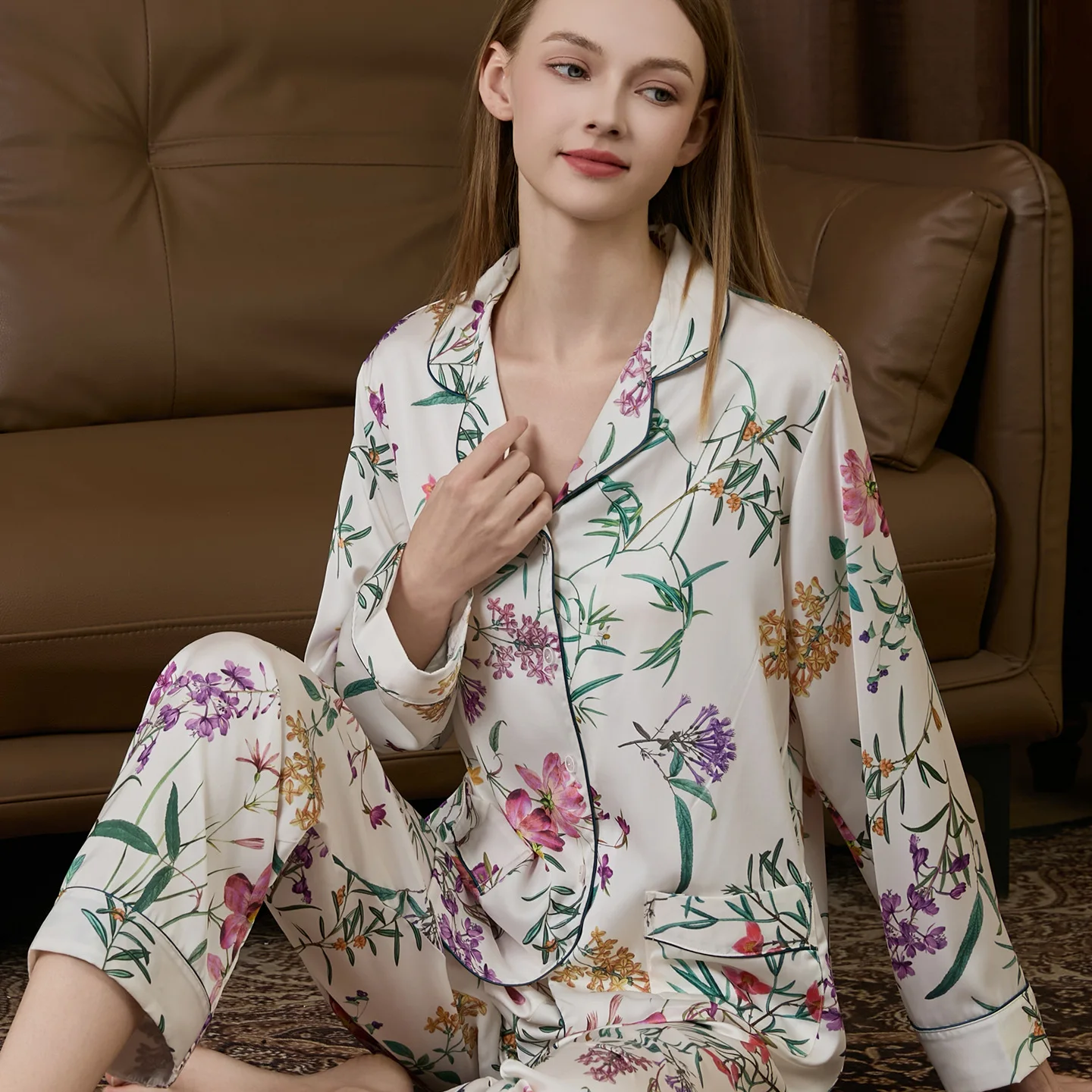 2026 New Women's Autumn Pajamas Set, Long Sleeve Thin Ice Silk Homewear with Spot Simulation Design XXL Size