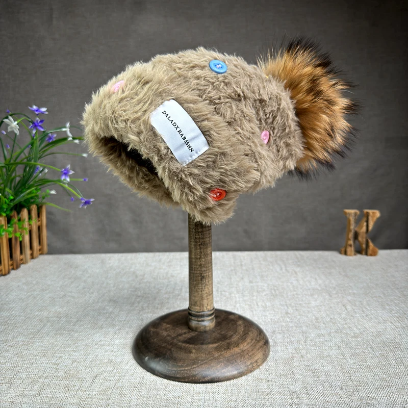 2024 New Raccoon Ball Plush Hat for Women in Winter Korean Edition Versatile Small Face Thickened Warm Knitted Wool Hat