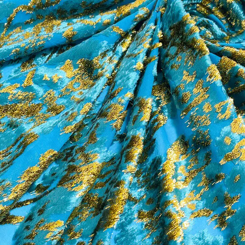 Woven Jacquard Velvet Designer Fabric with Formalwear Surface for Banquet Dresses and Dimensional Fashion Construction