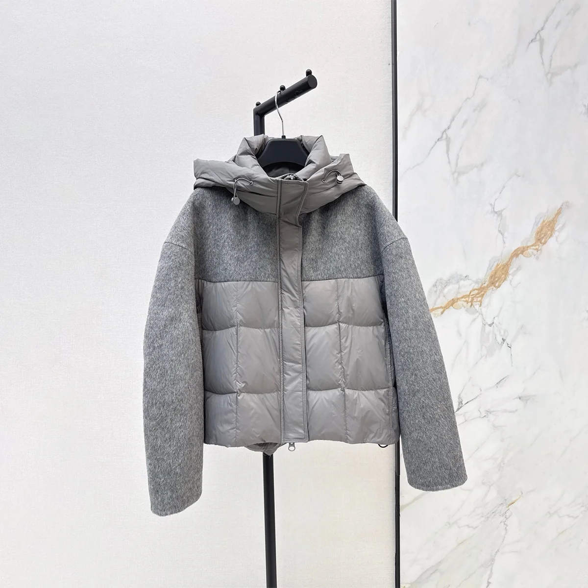2026 high-quality women's short hooded jacket for short stature261016116