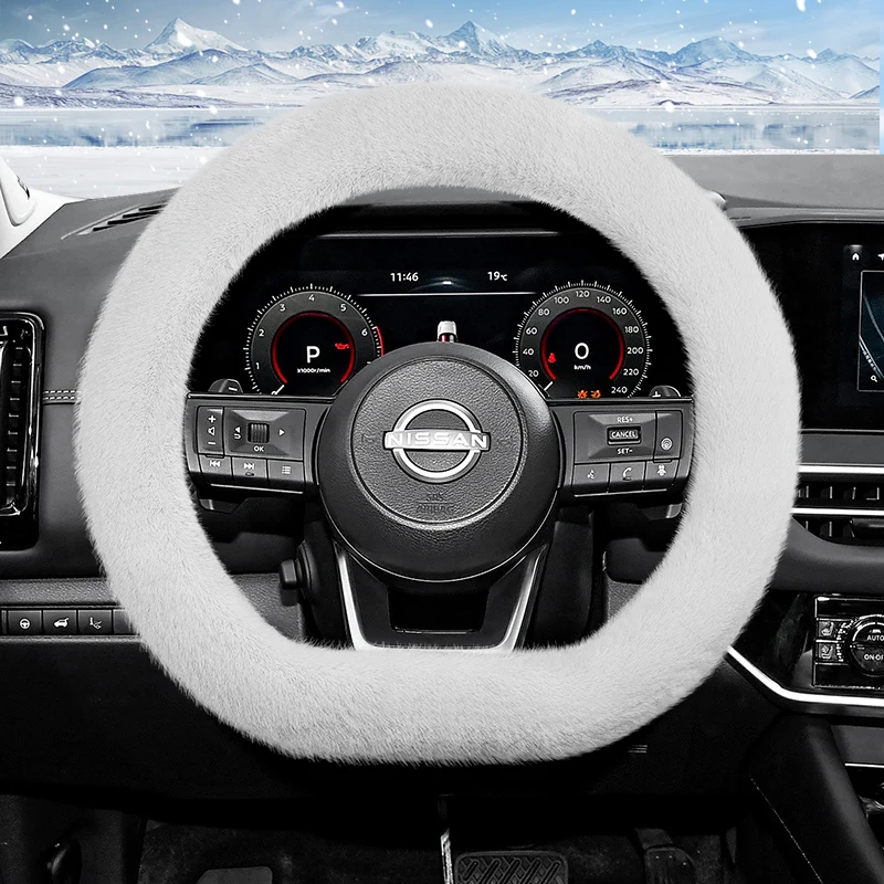 

Suitable for Nissan Long Plush Steering Wheel Cover, Fashionable Autumn and Winter Warm Non-Slip Protective Cover Sentra Versa