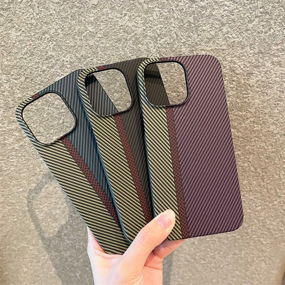 Luxury Carbon Fiber Grain Pattern Case For iPhone 16 15 14 13 12 11 Pro Max Retro Ultra Thin Shockproof Protective Cover Funda