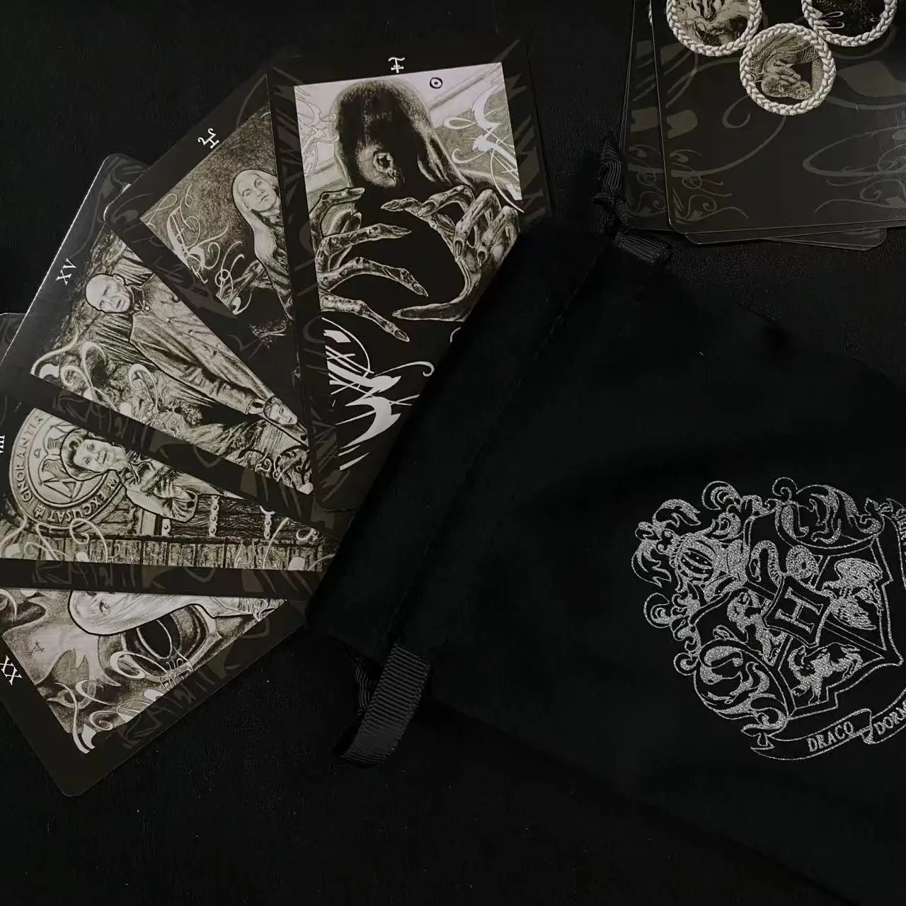 12X7 cm HP Tarot Deck with Velvet Tarot Bags