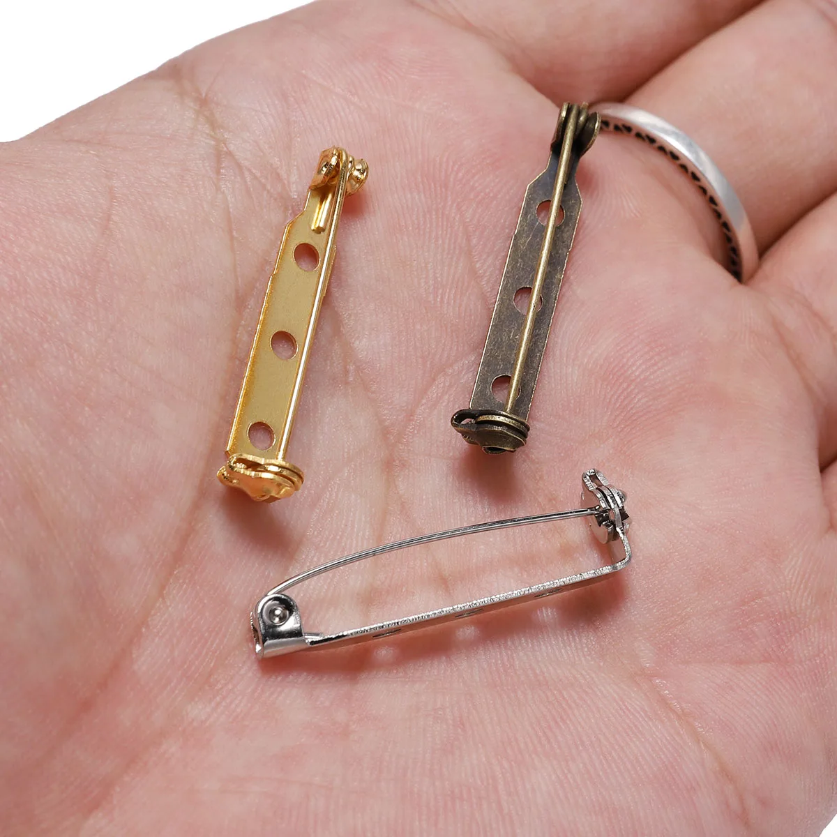 20pcs Metal 20 25 32mm Brooch Clip Base Pins Safety Pins Brooch Settings Blank Base For DIY Jewelry Making Findings Supplies